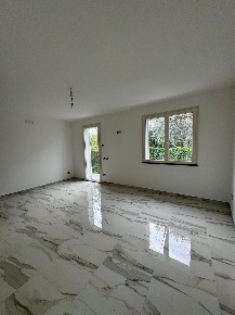 Foto Villa bifamiliare a Lucca San Marco - Acquacalda di 85 m² con 4 locali