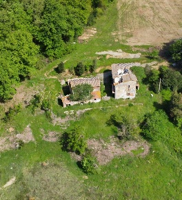 Foto Casale a Gambassi Terme di 600 m² con 14 locali in vendita