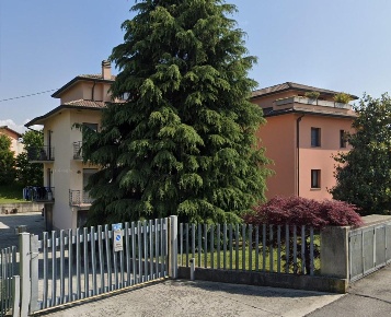 Foto Appartamento a Bagnatica Cassinone di 119 m² con 4 locali in vendita