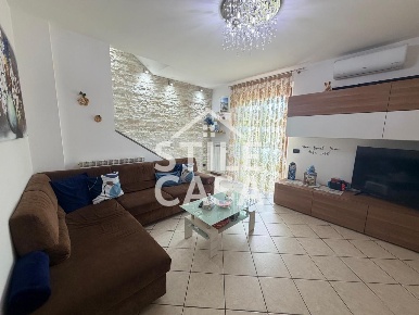 Foto Villa a schiera a Castelfranco di Sotto Orentano di 100 m² in vendita