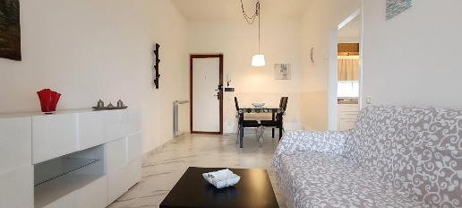 Foto Appartamento a Viareggio Lungomare di 45 m² con 3 locali in vendita