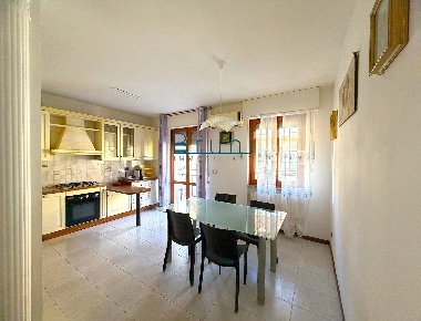 Foto Appartamento in Via Val Tiberina, San Benedetto del Tronto di 90 m²