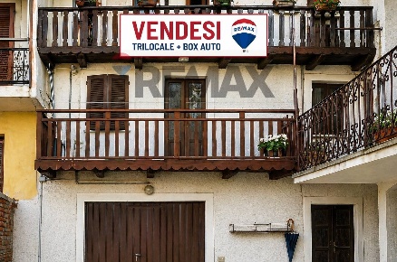 Foto Appartamento a Meina Ghevio di 60 m² con 3 locali in vendita