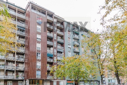Foto Appartamento in Via Pisanello 4, Milano Gambara di 55 m² con 2 locali