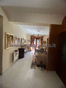 Foto Appartamento a Mazara del Vallo di 100 m² con 6 locali in vendita