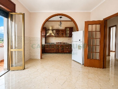 Foto Appartamento in VIA NAPOLI, San Prisco di 125 m² con 4 locali