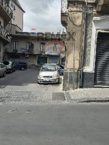 Foto Appartamento in via vacca 53, Paternò di 78 m² con 4 locali in vendita