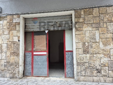 Foto Posti auto in Carnia 33, Bari Carrassi di 38 m² con 1 locali