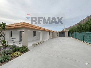 Foto Case semi ndipendenti in Sp 1 23, Terrasini di 140 m² con 5 locali