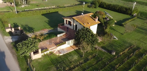 Foto Villa unifamiliare in VIA PICCARATICO 110, Vinci di 107 m² in vendita