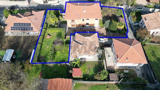 Foto Case semi ndipendenti in Via Ticino 6, Varallo Pombia Centro di 536 m²