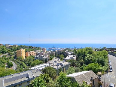 Foto Appartamento in Mura Di Granarolo, Genova Granarolo di 87 m²
