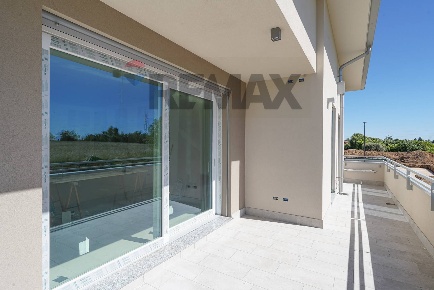 Foto Appartamento in via Marconi 87, Medolago di 145 m² con 4 locali