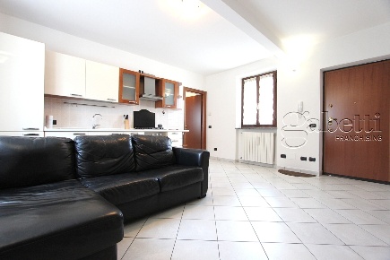 Foto Appartamento in Via Paolo Castelnovo, Parabiago Centro di 60 m²