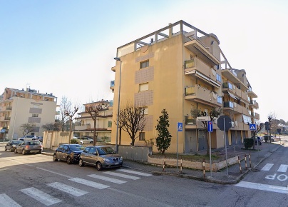 Foto Appartamento in Via Salvatore Barzilai 26, Rimini Viserba di 90 m²
