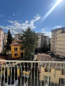 Foto Appartamento in Via delle Panche 2, Firenze di 75 m² con 3 locali