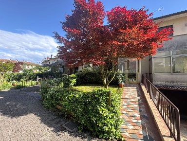 Foto Villa a schiera in Via A. De Gasperi 30, Bolzano Vicentino Centro