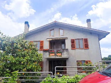 Foto Appartamento in Strada Fornole Montecampano, Amelia di 150 m²