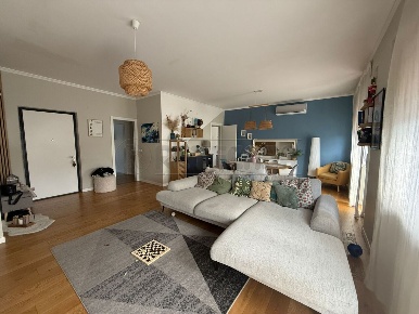 Foto Appartamento in Via Gerardo Astorino 33, Palermo di 126 m² in vendita