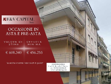 Foto Appartamento in Via Bergamo, Laigueglia di 130 m² con 4 locali