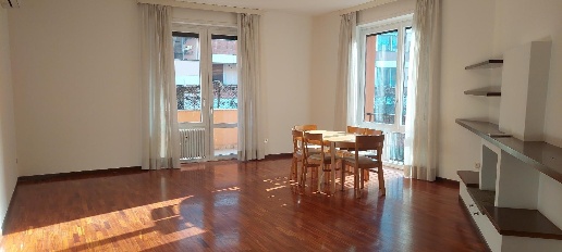 Foto Appartamento in Via Wolfang Amadeus Mozart, Monza Parco di 150 m²