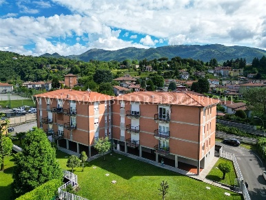 Foto Appartamento in via Giacomo Quarenghi, Cisano Bergamasco Centro