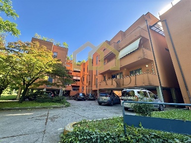 Foto Appartamento in via spezzaferri, Lodi San Bernardo, Olmo di 161 m²