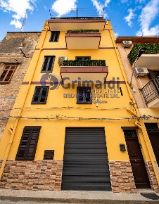 Foto Casa indipendente in Via Gorizia 33a, Bagheria Centro di 187 m²