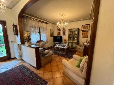 Foto Appartamento a Lucca Nave di 105 m² con 5 locali in vendita