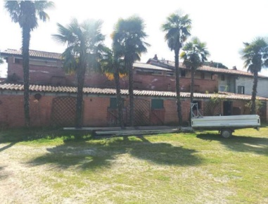 Foto Appartamento a Albiano d'Ivrea di 297 m² con 7 locali in vendita