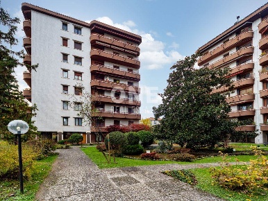 Foto Appartamento in via borsa 25, Monza Regina Pacis - Borsa di 110 m²