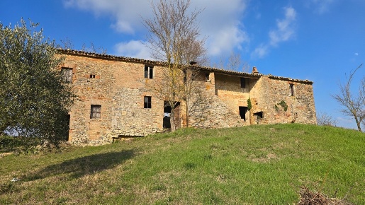 Foto Casale in Via Dante Alighieri 13, Acquasparta di 475 m² in vendita