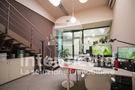 Foto Ufficio in Via della Volta 60, Brescia Brescia Due di 70 m² in vendita
