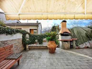 Foto Villa a schiera in via G. garibaldi 18 D, Carmignano Comeana di 140 m²