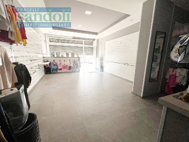 Foto Ufficio in C.so Abbiate, Vercelli Semicentro di 70 m² con 2 locali