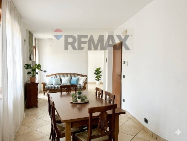 Foto Appartamento a Angolo Terme Centro di 94 m² con 3 locali in vendita