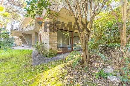 Foto Villa unifamiliare a Roma La Giustiniana di 600 m² con 20 locali