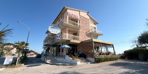 Foto Hotel in Contrada Montecantino 59, Massignano Marina Di Massignano