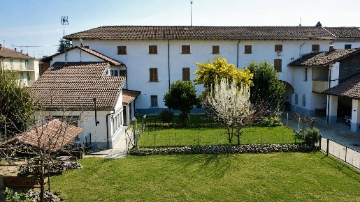Foto Casa indipendente a Castellazzo Bormida di 400 m² con 22 locali