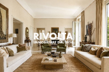Foto Appartamento in Via Barnaba Oriani, Roma Parioli di 300 m² in vendita