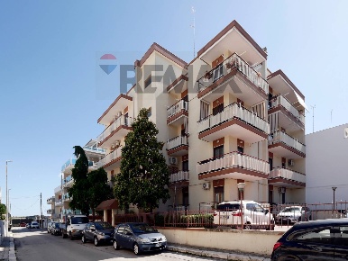 Foto Appartamento in Via Don Giuseppe De Mattia 2, Capurso di 100 m²