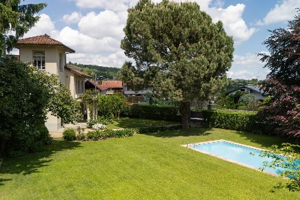 Foto Villa unifamiliare in Via Rosta, Villarbasse di 450 m² con 10 locali