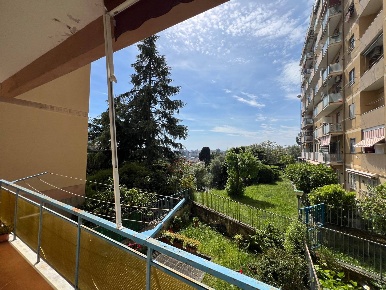 Foto Appartamento a Genova di 95 m² con 4 locali in vendita