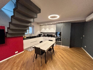 Foto Appartamento a Alessandria Borgo Rovereto - Piscina di 170 m²