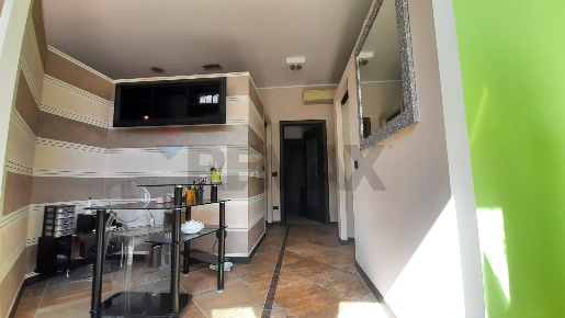 Foto Negozio a Capralba Centro di 54 m² con 1 locali in vendita