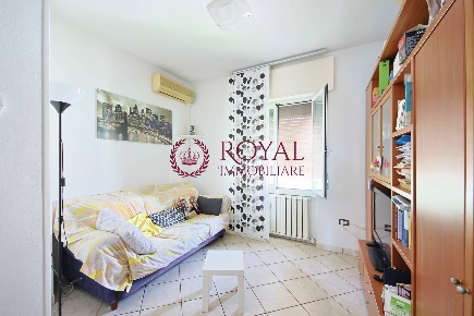 Foto Appartamento in Via Bezzecca, Livorno Corea di 75 m² con 3 locali