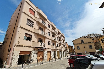 Foto Appartamento in Via Elio Fileni, San Benedetto del Tronto di 205 m²