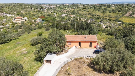 Foto Villa unifamiliare in Strada Comunale Saitta Fondachello, Modica