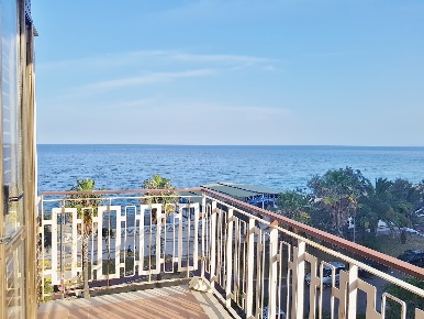 Foto Appartamento in Via Lungomare, Catanzaro Catanzaro Lido di 120 m²