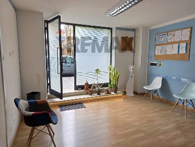 Foto Ufficio in Corso Vittorio Emanuele 96, Villabate di 70 m² con 2 locali